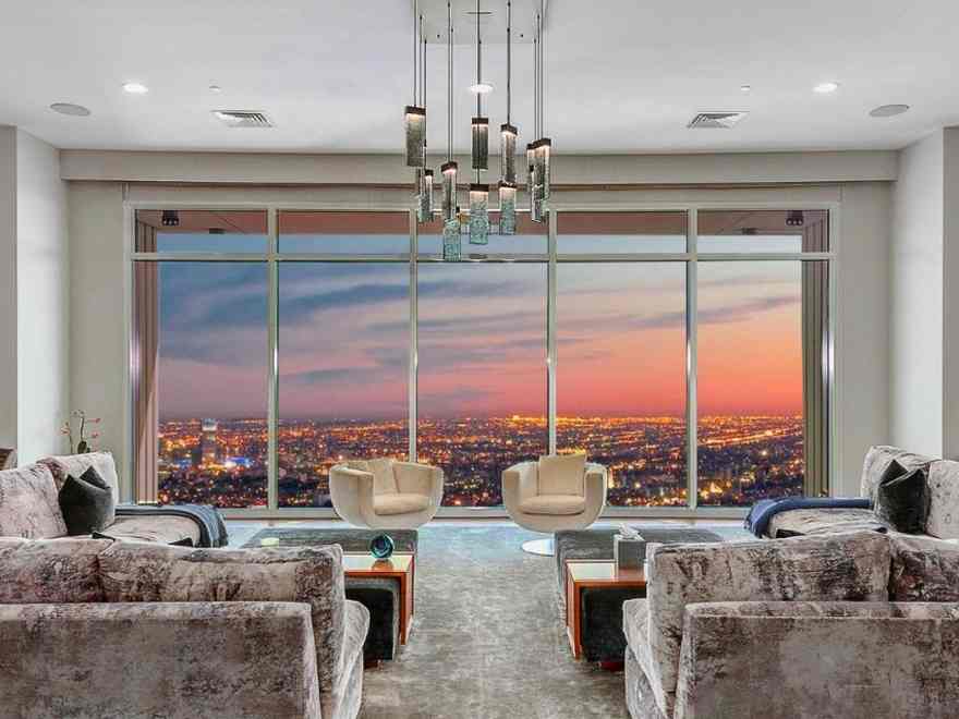 Inside Matthew Perry’s plush LA condo – just sold for $21.6 million