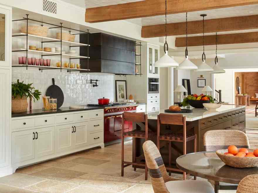 Lovely residing indoors and out &ndash; here is how one Santa Monica house will get the stability proper