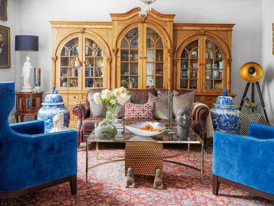 This antique dealer’s historic 17th century home is full of color and character