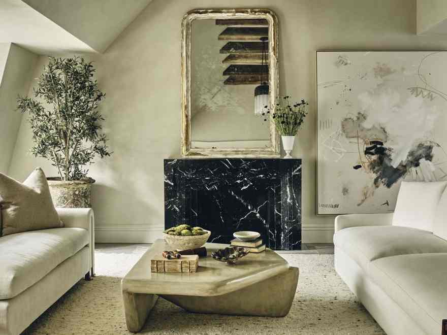 Princess Beatrice&rsquo;s husband Edoardo Mapelli Mozzi lists a London penthouse for &pound;6.9 million