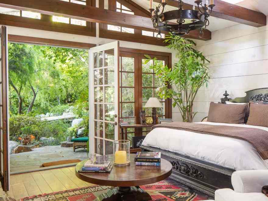 Fashion designer Allen Schwartz’s Los Angeles ranch is currently on the market &ndash; tour this stylish property