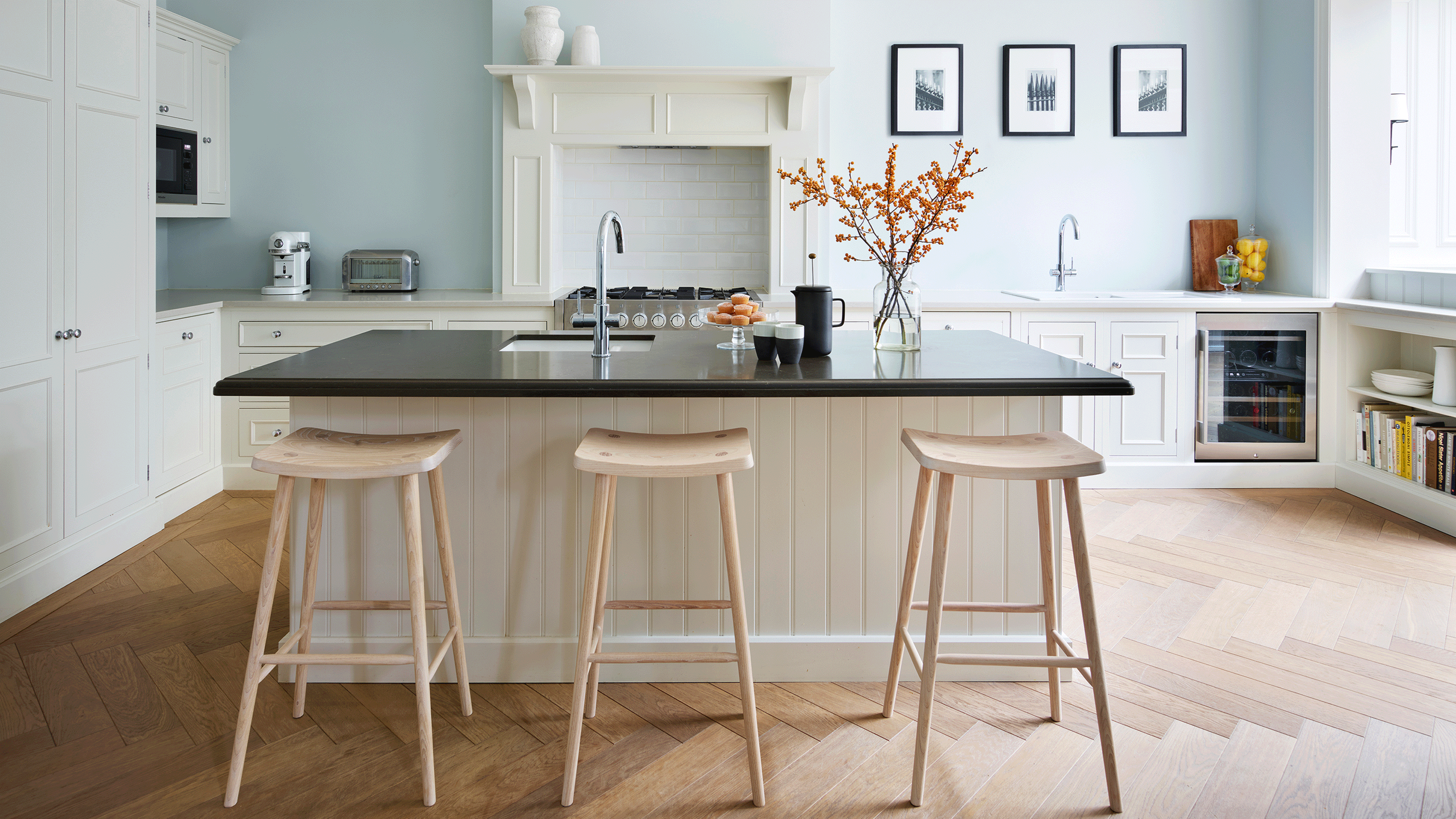 9 furniture and layout choices to steal from this beautiful kitchen extension