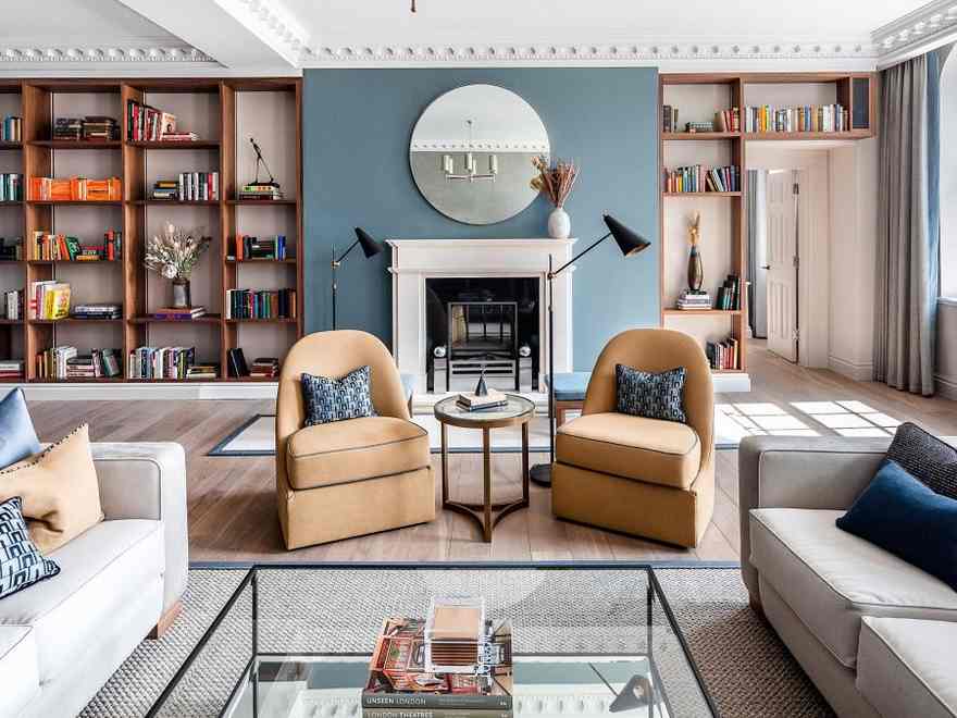 An apartment overlooking London’s Covent Garden piazza gets a history-astute update