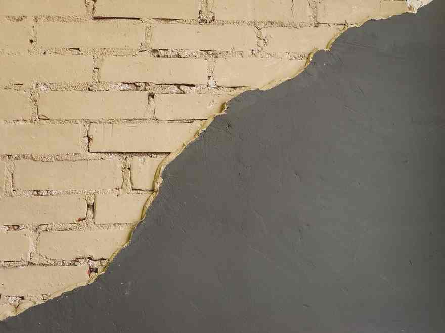 Tips to Hide An Ugly Wall