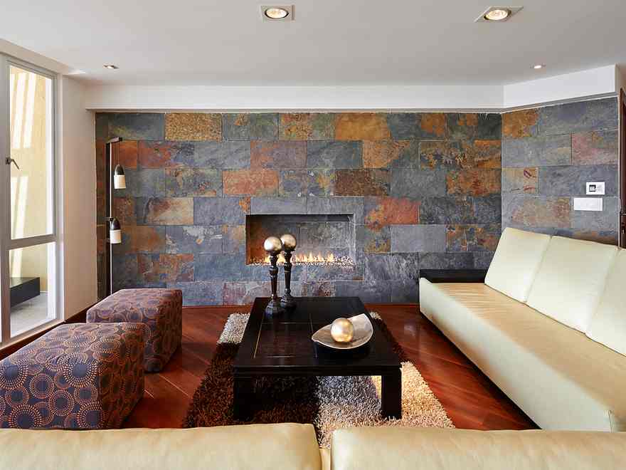 The right way to Embellish a Massive Wall within the Residing Room: 4 Simple-to-Do Concepts